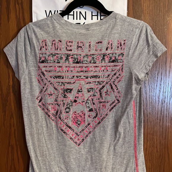 Size medium American fighter women’s shirt - Picture 2 of 2